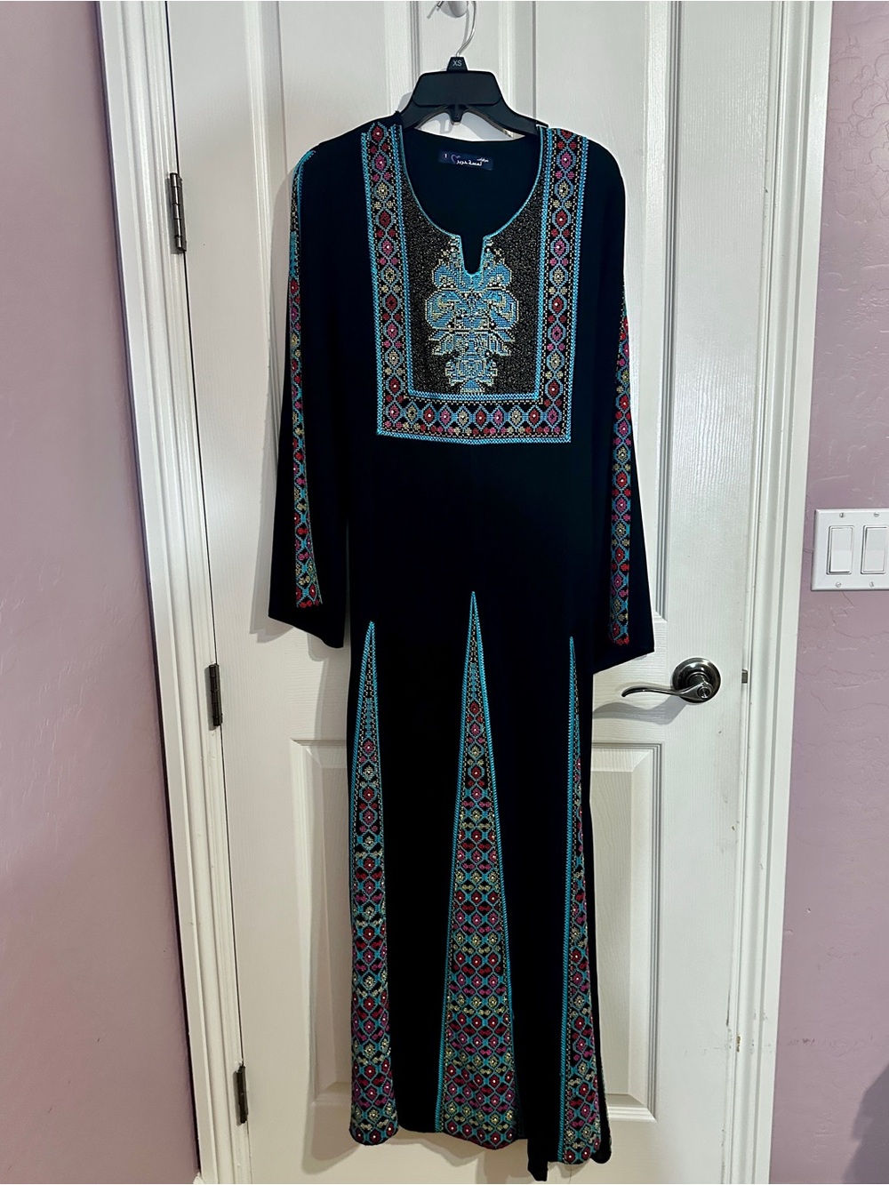 Size S Black Tatreez Thobe Embroidered Long Sleeve Maxi Dress - Black Blue Pink